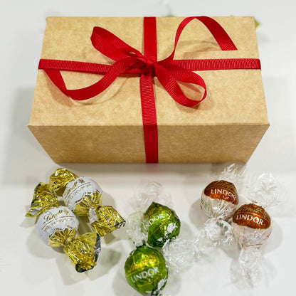 Lindt Lindor 30 Chocolate Gift Box