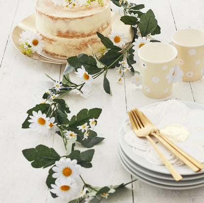 Daisy Foliage Garland