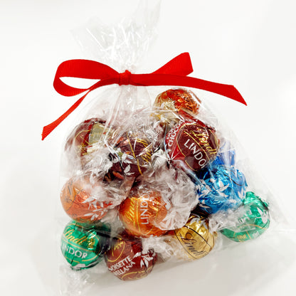 Lindt Lindor 20 Flavours Chocolate Gift Bag